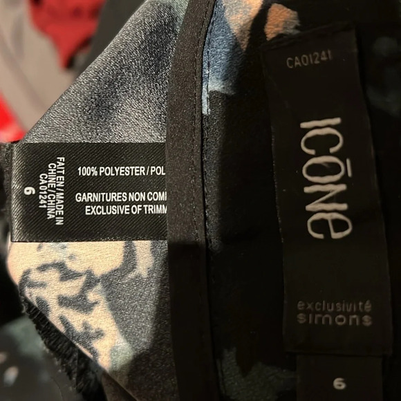 Icone for Simons Cropped floral Pleated Pull-On Dress Pant Purple Sz2 - Picture 12 of 12